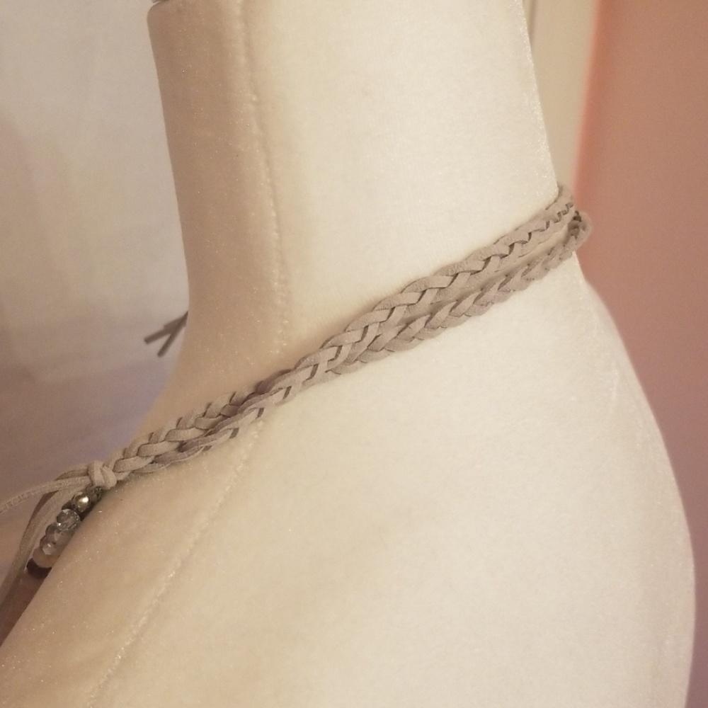 Lavender beaded lasso necklace - Picture 4 of 8